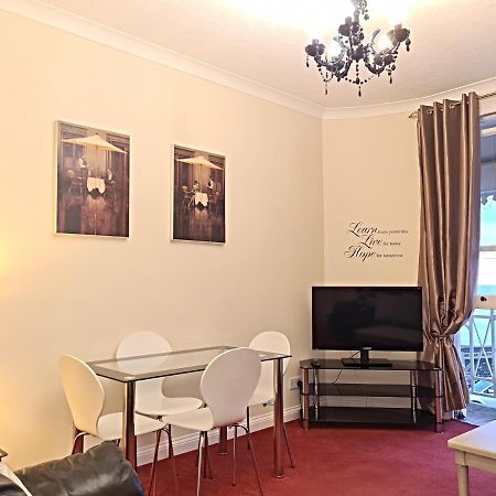 Flat 4, Den House Lägenhet Teignmouth Exteriör bild