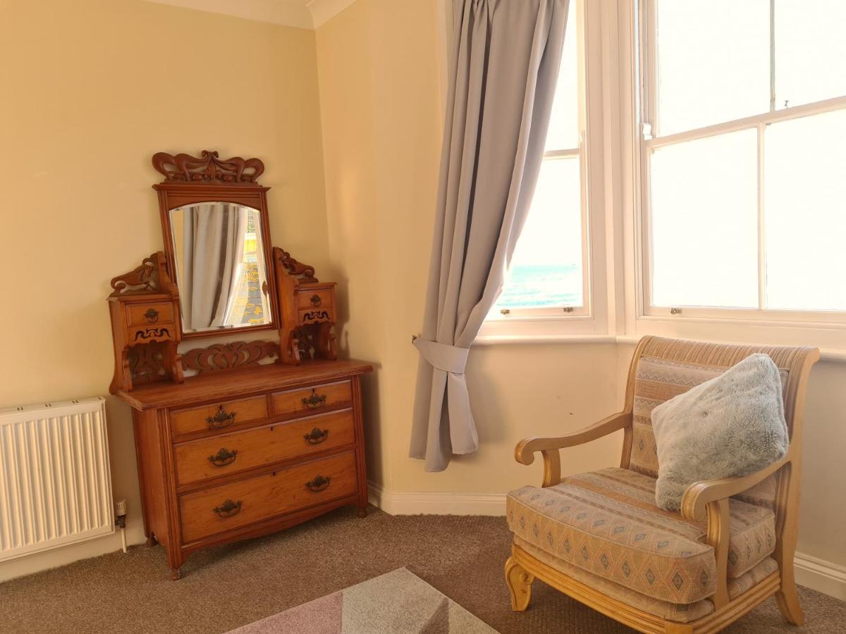 Flat 4, Den House Lägenhet Teignmouth Exteriör bild